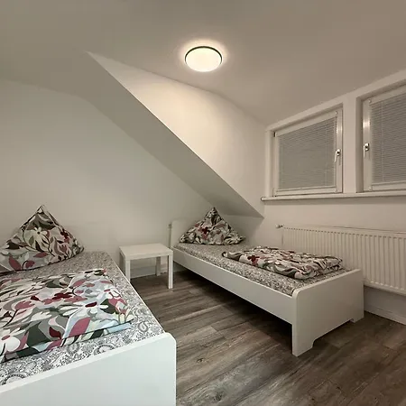 아파트 Lavins Kueche Bad Balkon Wlan Tv *