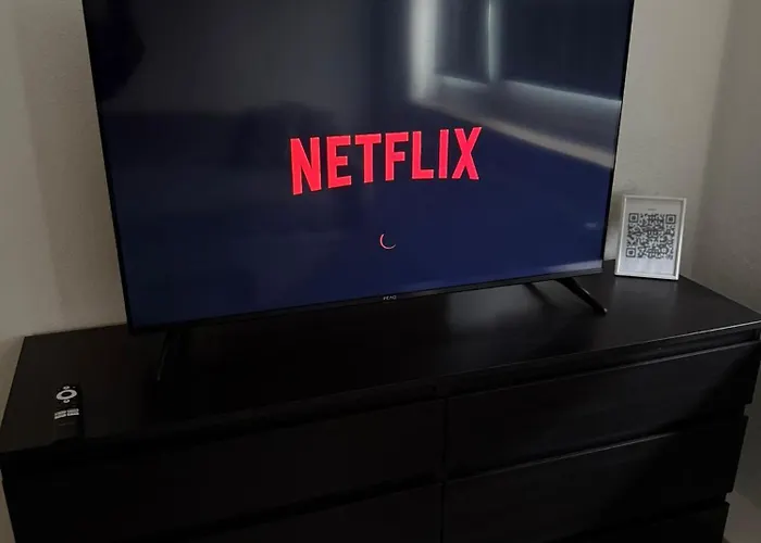 Lavins Kueche Bad Balkon Wlan Tv 아파트